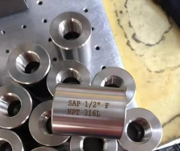 1500# Smidd Smidd Fitting Sockel Svetskoppling Rostfritt stål Fittings ASME B16.11